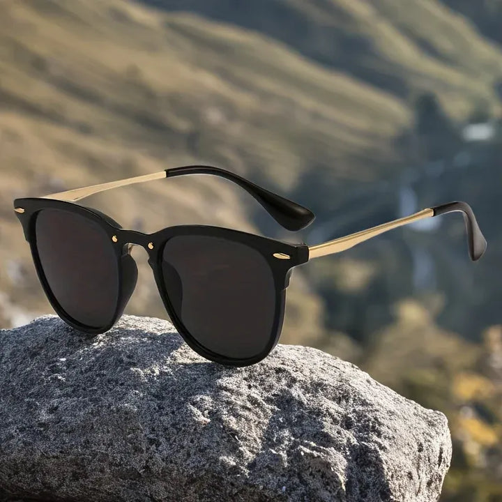 Izara – Cat Eye Sunglasses
